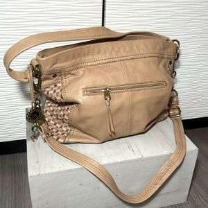 Gorgeous leather The Sak purse